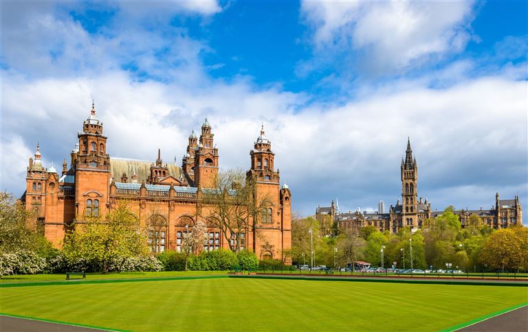Edinburgh und Glasgow bewusst entdecken ©Leonid Andronov/adobestock